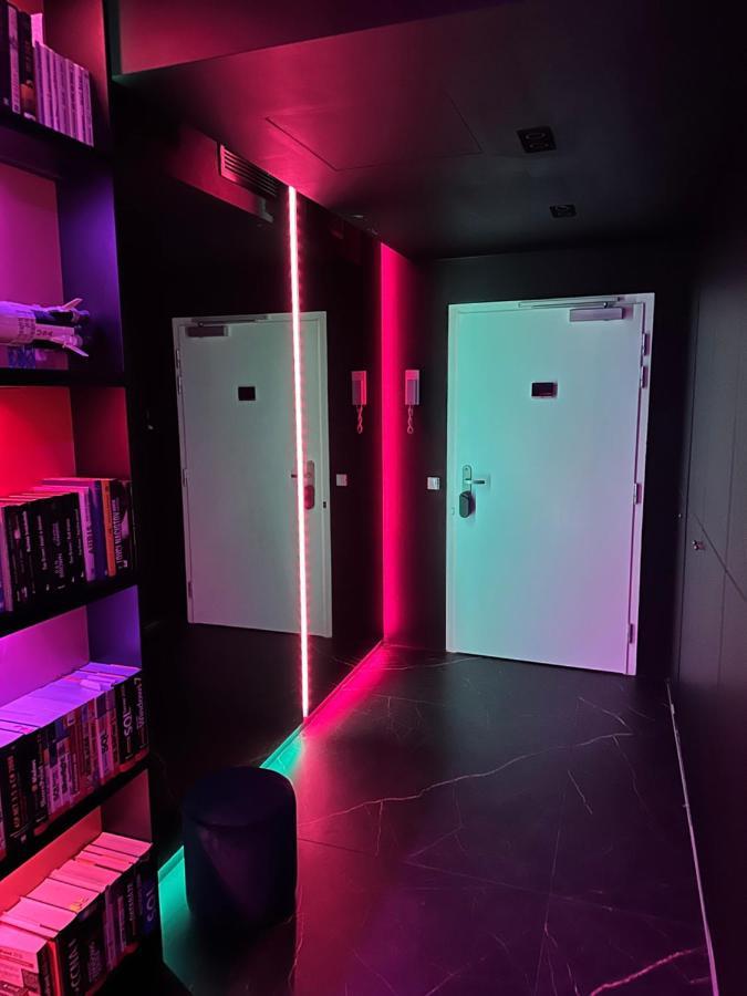 Apartamento Skyline Elegance With Free Parking Bratislava Exterior foto