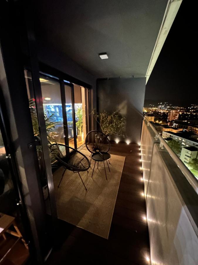 Apartamento Skyline Elegance With Free Parking Bratislava Exterior foto
